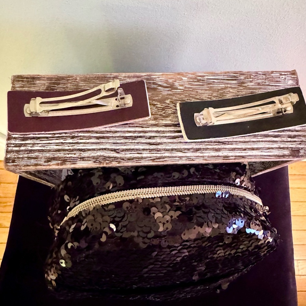NWT NOBO black sequined bag & genuine leather hair accessories in red & black - Picture 3 of 11